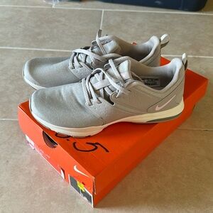 Nike Air Bella Trainers Sneakers NWT 8.5